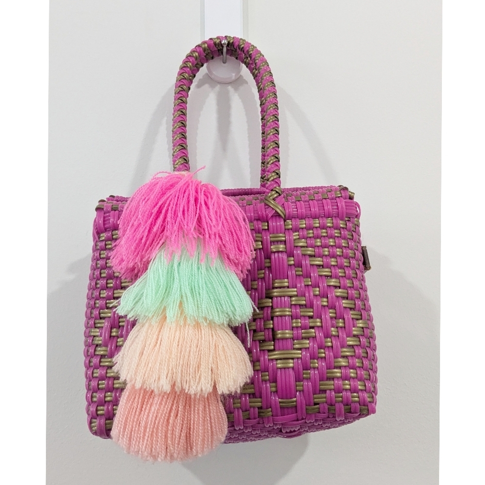 Squeeze de Citron: Vibrant Pink Tote Bag